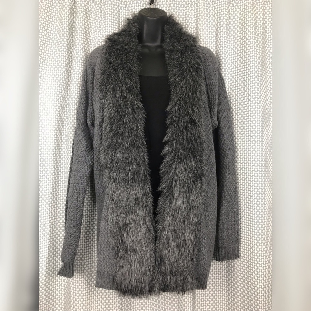 Vince Camuto Gray Fur Knit Sweater Large Like New